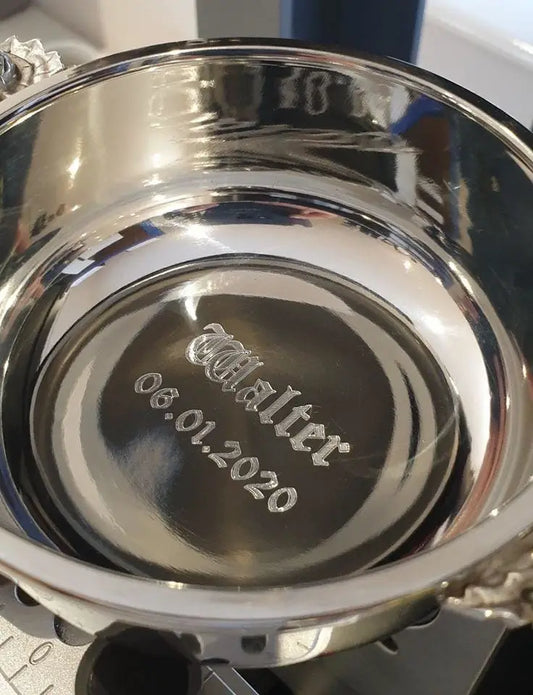 Do you want to send a message to someone you love?